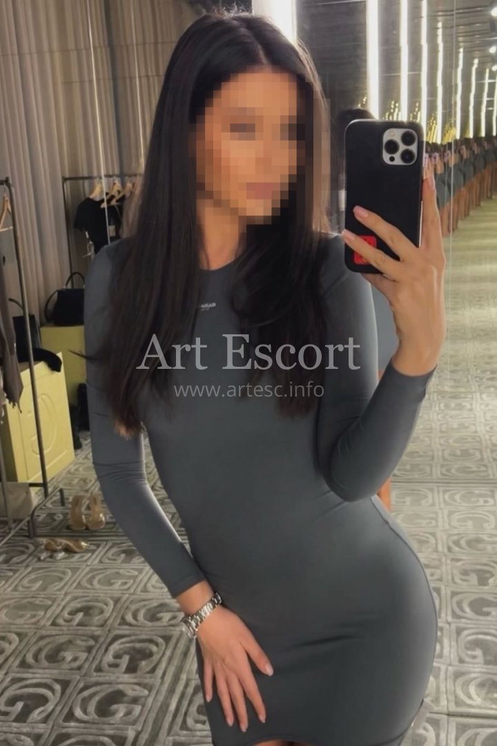 Кира Москва